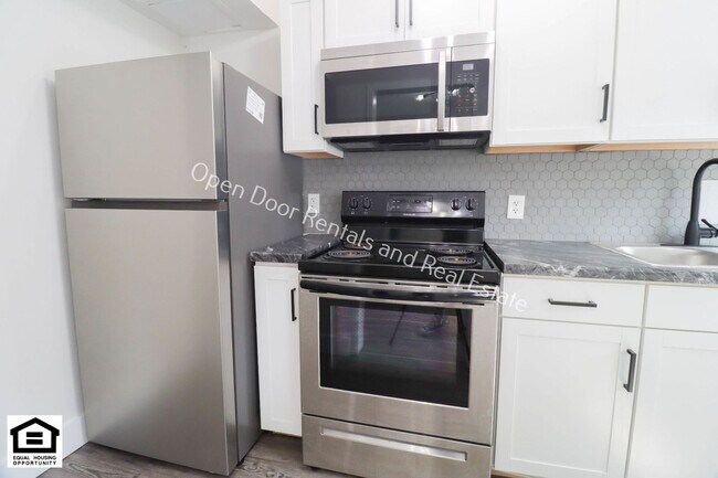 Building Photo - 1823 Griswold Dr