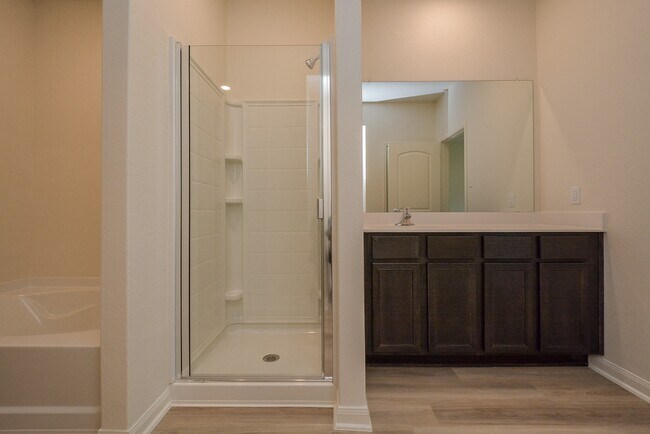 Building Photo - 21339 Rachel Manor Dr