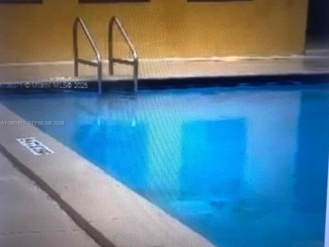 Building Photo - 536 NW 114th Ave