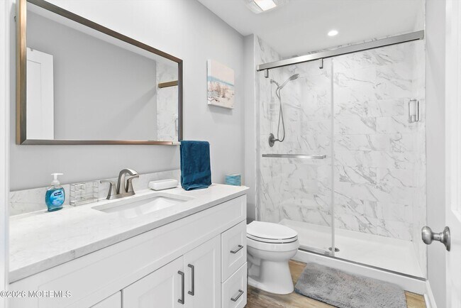 Building Photo - 315 Hiering Ave
