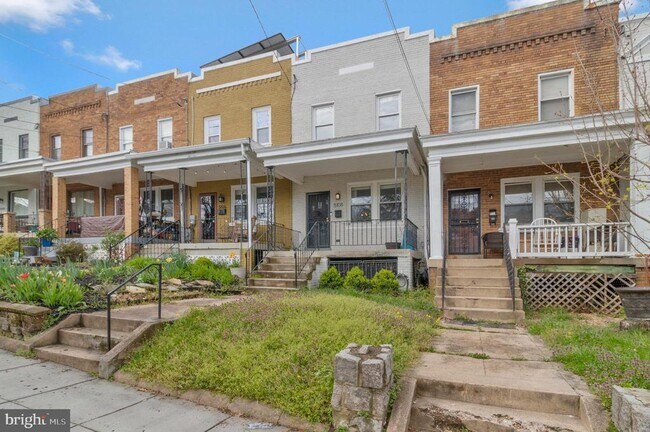 Primary Photo - 5108 7th St NW
