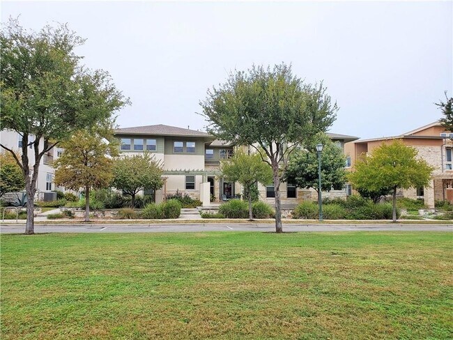 Building Photo - 2012 Simond Ave