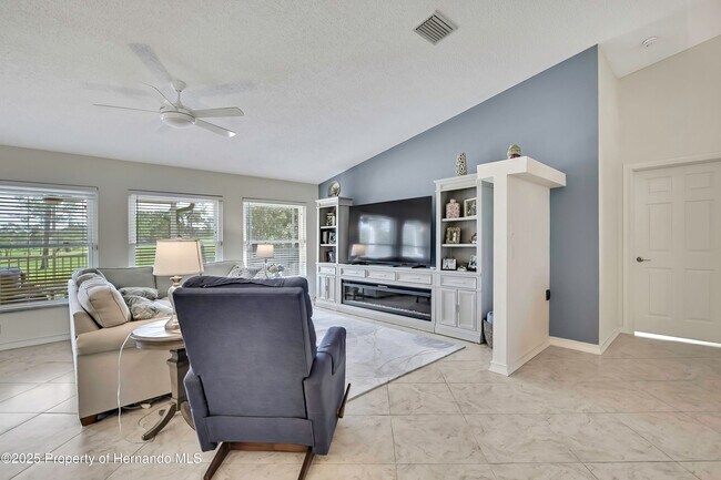 Building Photo - 2368 Fairskies Dr