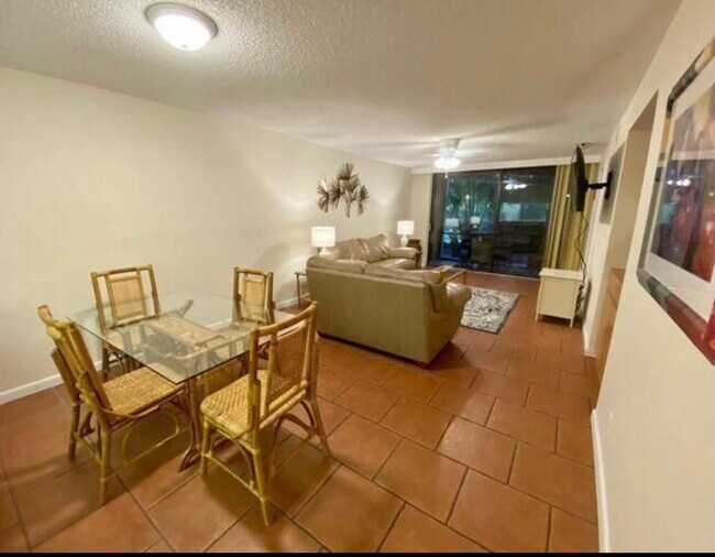 Building Photo - 600 Egret Cir