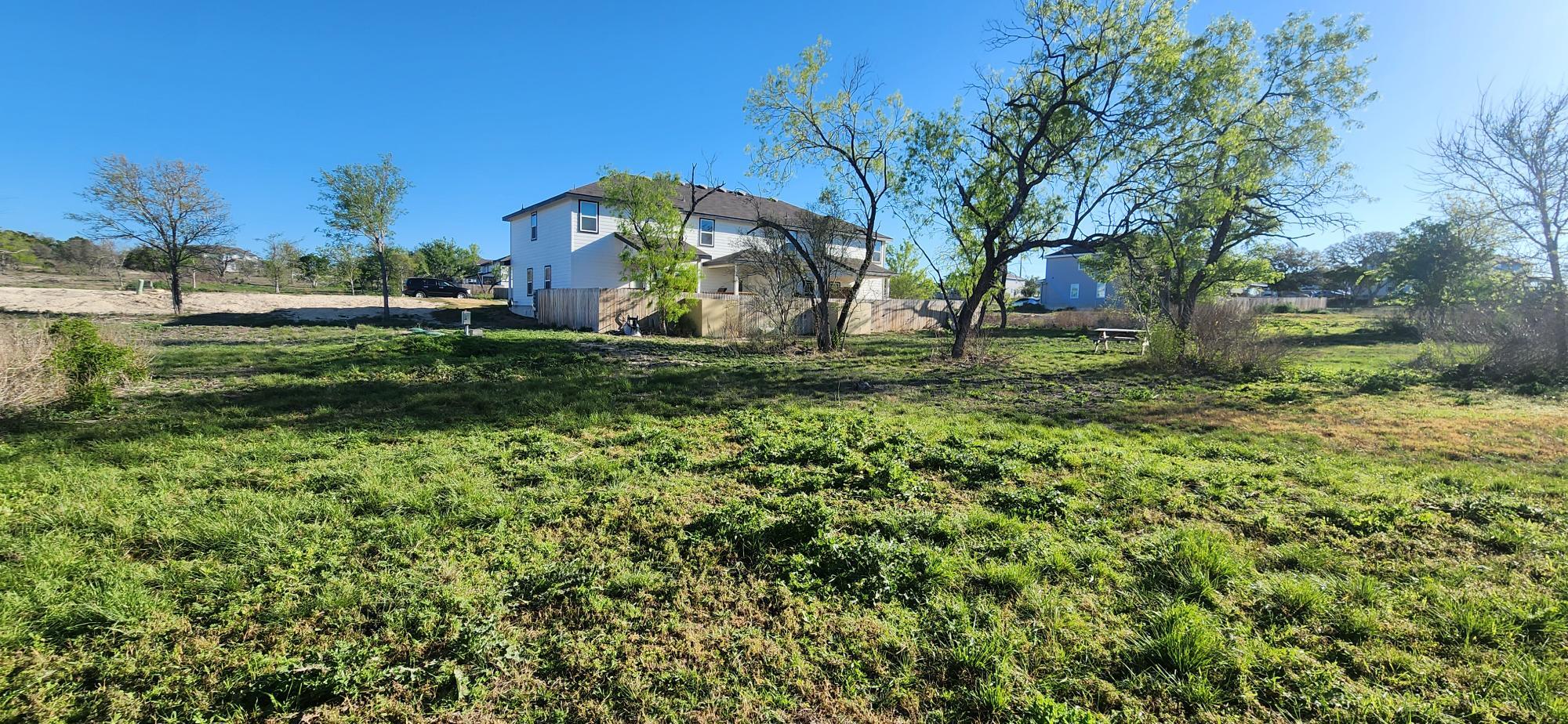 Building Photo - 541 Ryan Xing