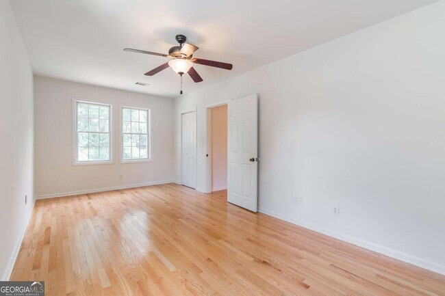 Building Photo - 2820 Hosea L Williams Dr NE