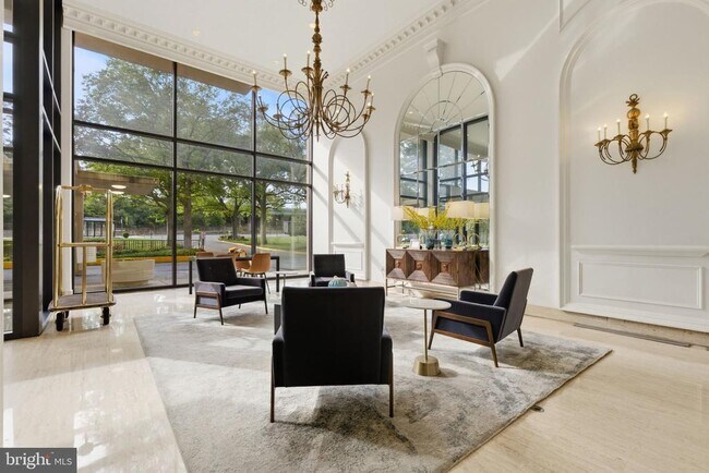 Building Photo - 1300 Army Navy Dr