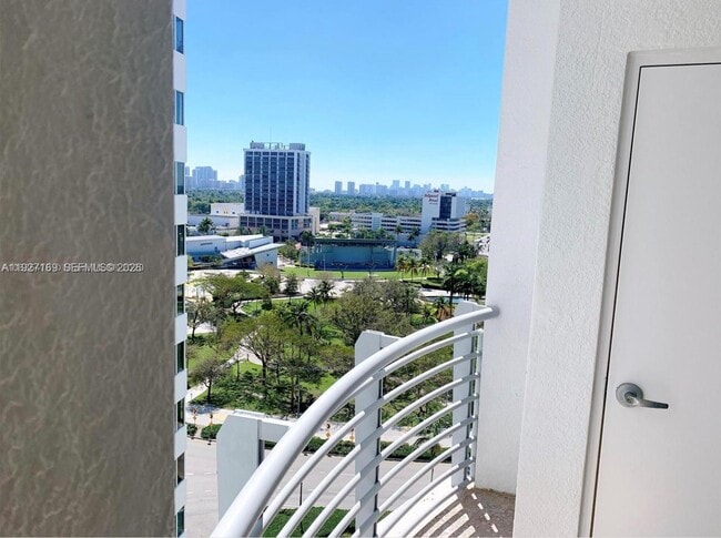 Building Photo - 1830 Radius Dr