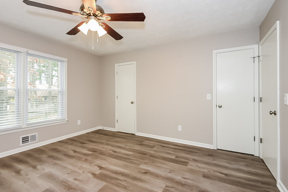 Building Photo - 1220 Izod Ct