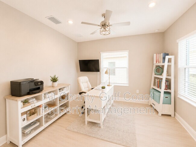 Building Photo - 10194 Canaveral Cir
