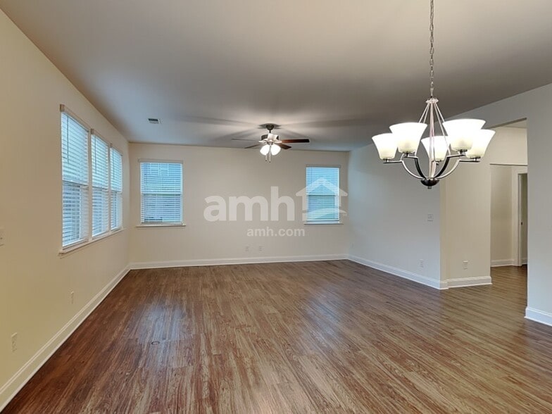 Building Photo - 103 Garrison Grv Ct