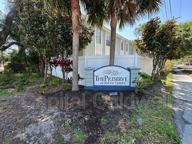 Building Photo - 5440 S MacDill Ave