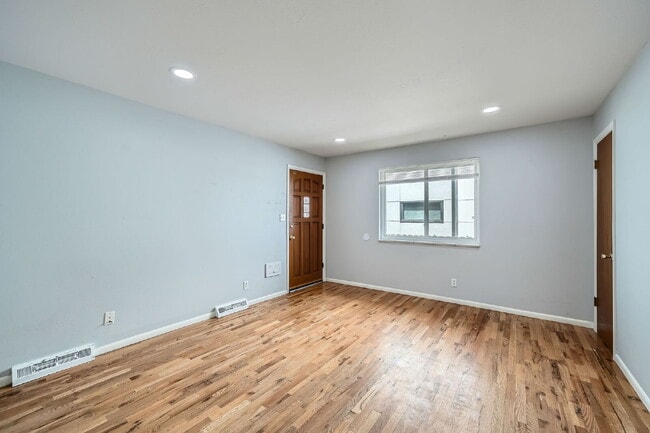 Building Photo - Exceptional 3 bed, 2 bath Home in Berkeley!