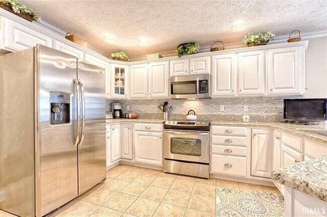 Building Photo - 2035 Long Cove Cir