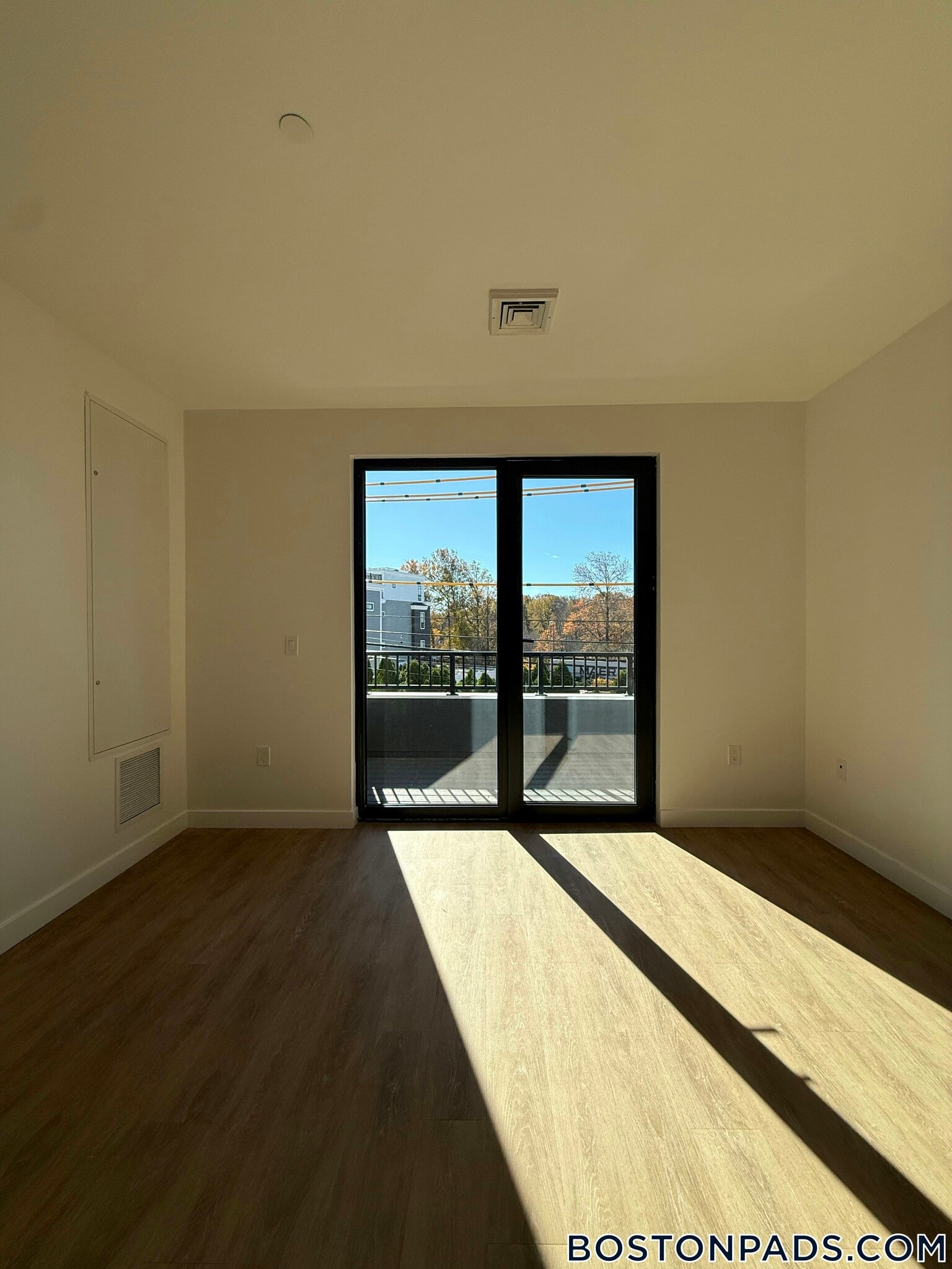 Building Photo - 199 Gardner St