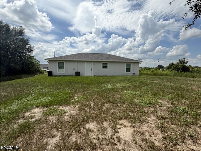 Building Photo - 9018 Penny Cir