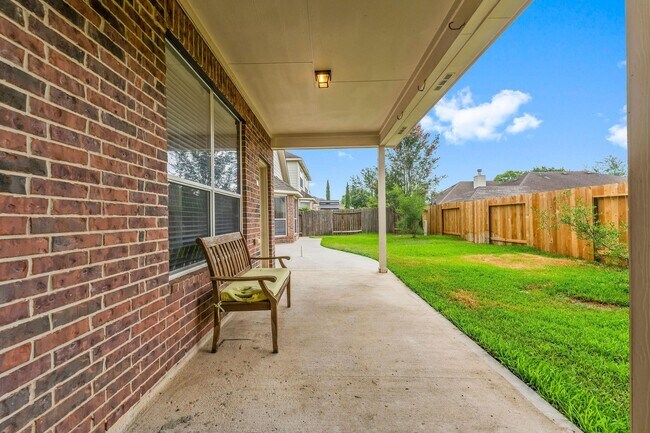Building Photo - 29902 Legends Ridge Dr