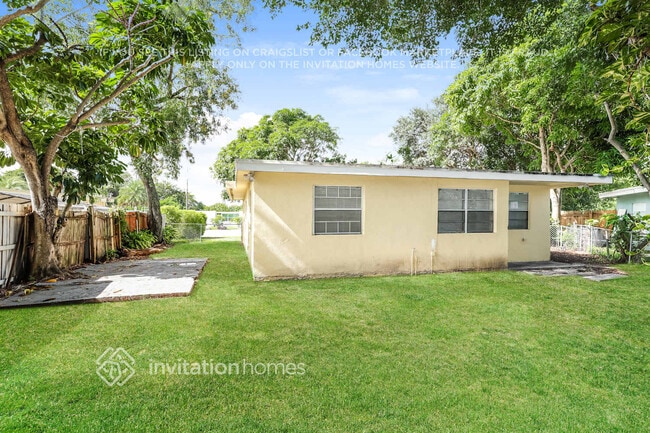 Building Photo - 41 Sioux Ln