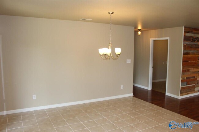 Building Photo - 2438 Belltown Dr SW