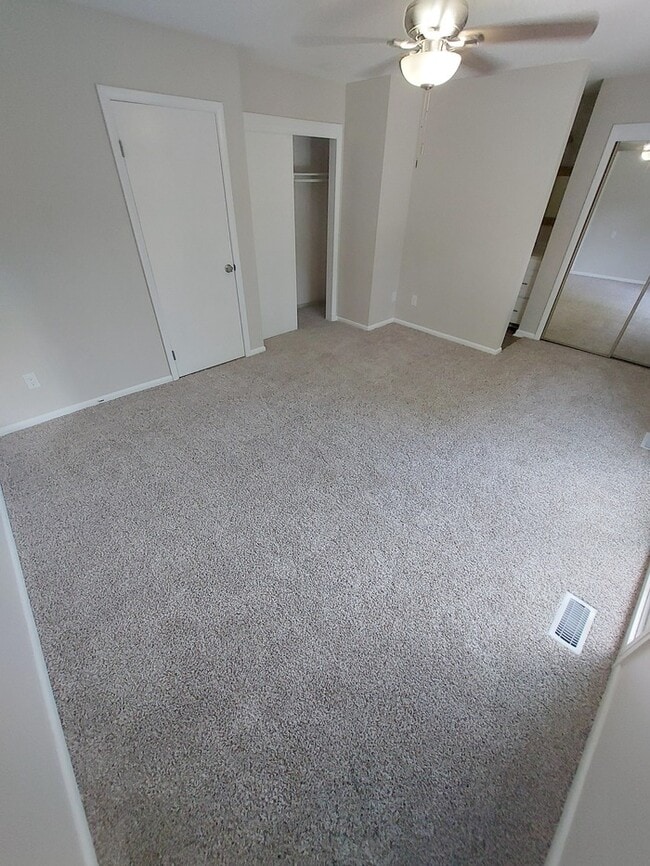 Building Photo - 804 Biltmore Dr