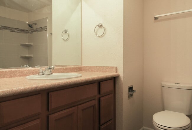 Building Photo - 2670 Fijian Way