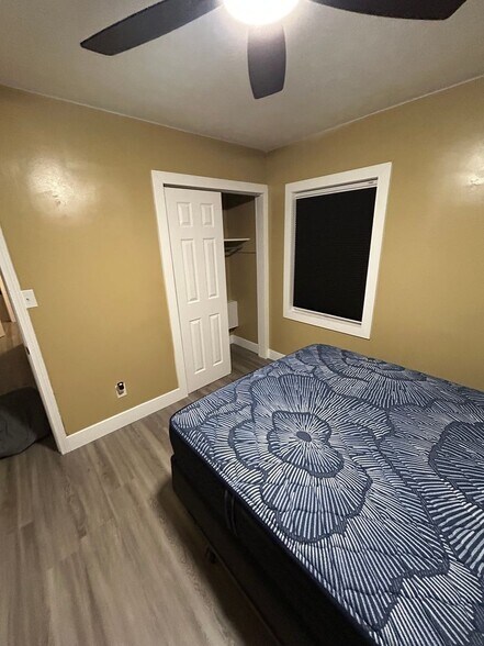 Building Photo - 1230 S Rogers St