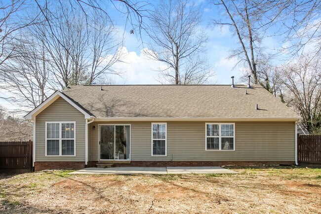 Building Photo - 505 Lisa Carol Dr