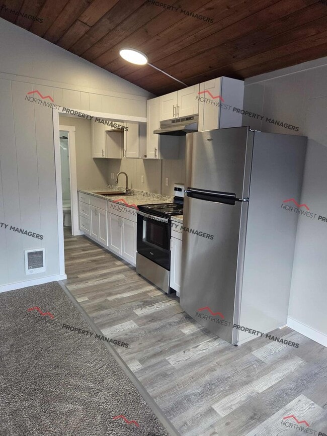 Building Photo - 105 Engle Dr