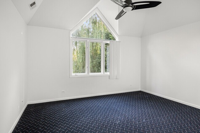 Building Photo - 22929 N Woodcrest Ln