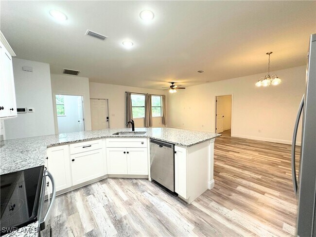 Building Photo - 7871 23rd Pl