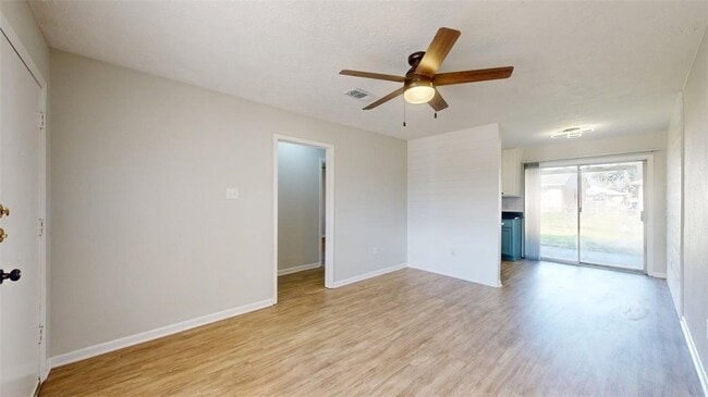 Building Photo - 1443 Hawk Tree Dr