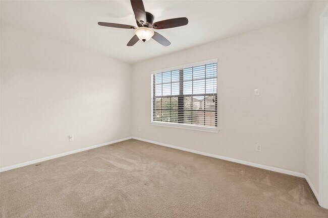 Building Photo - 6719 Sharpstone Creek Ln