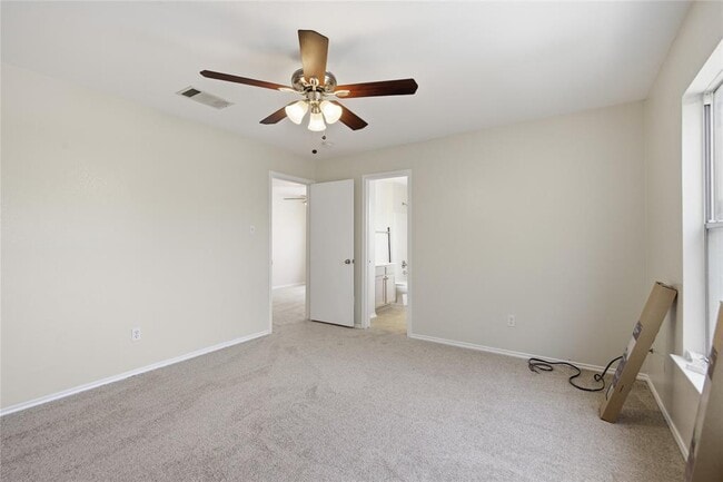 Building Photo - 10316 Garbacz Dr