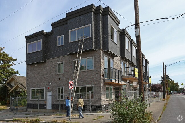 Building Photo - The Elmore