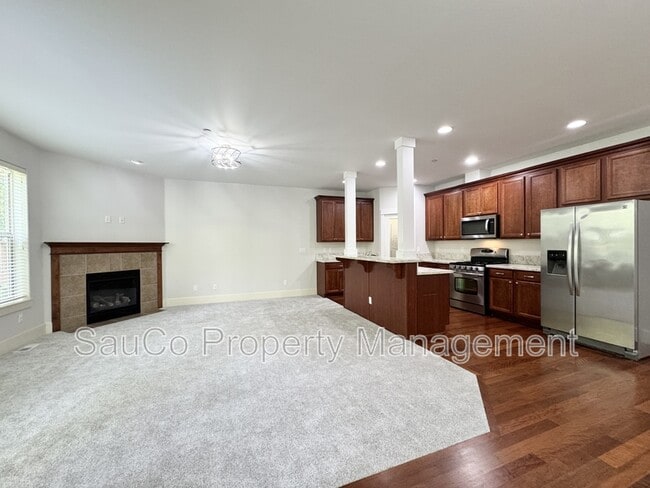 Building Photo - 11347 NW Kimble Ct