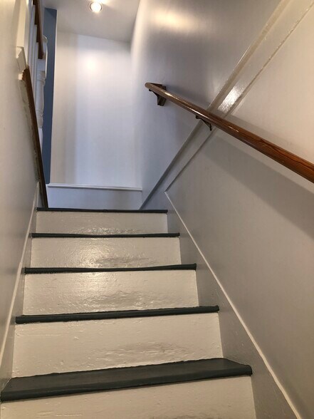 Stairs - 231 Broadway