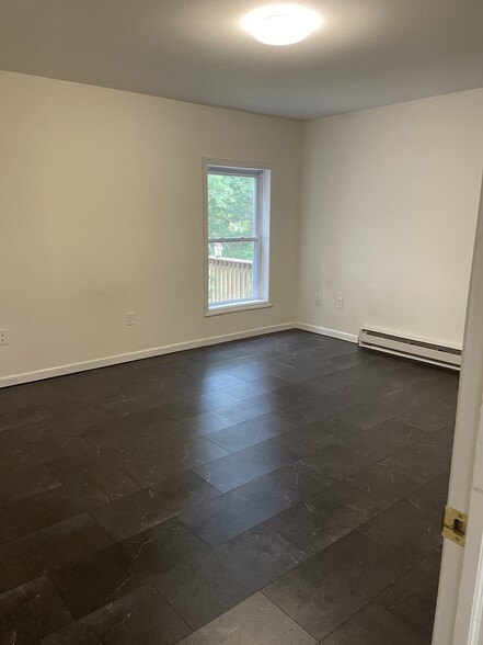 Building Photo - 120 Chambers Aly