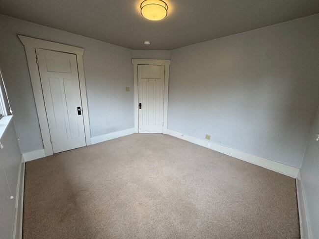 Building Photo - 6247 31st Ave NE