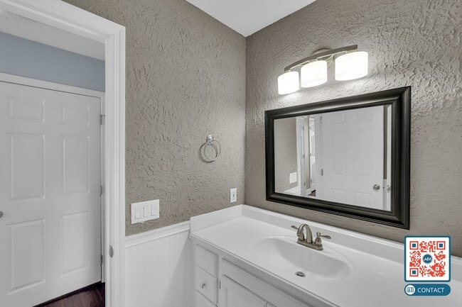 Building Photo - Updated Home in The Gatherings: A Hilton H...