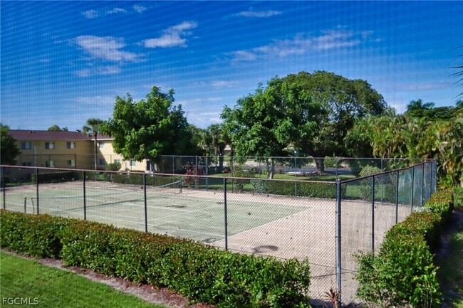 Building Photo - 8109 Country Rd