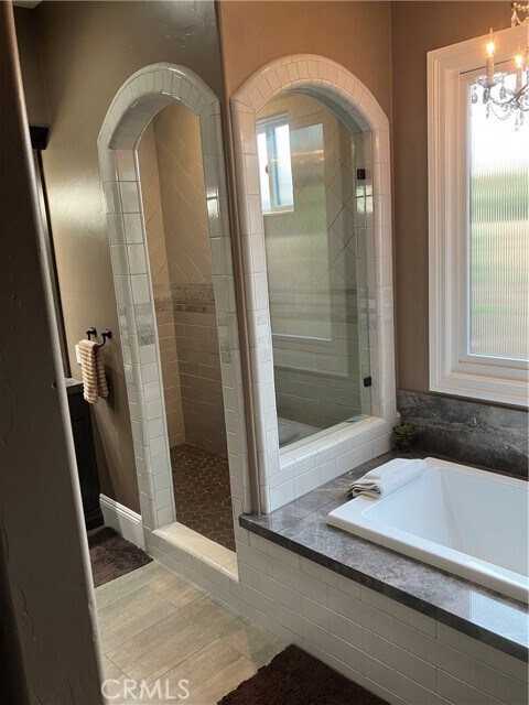 Building Photo - 707 12th St