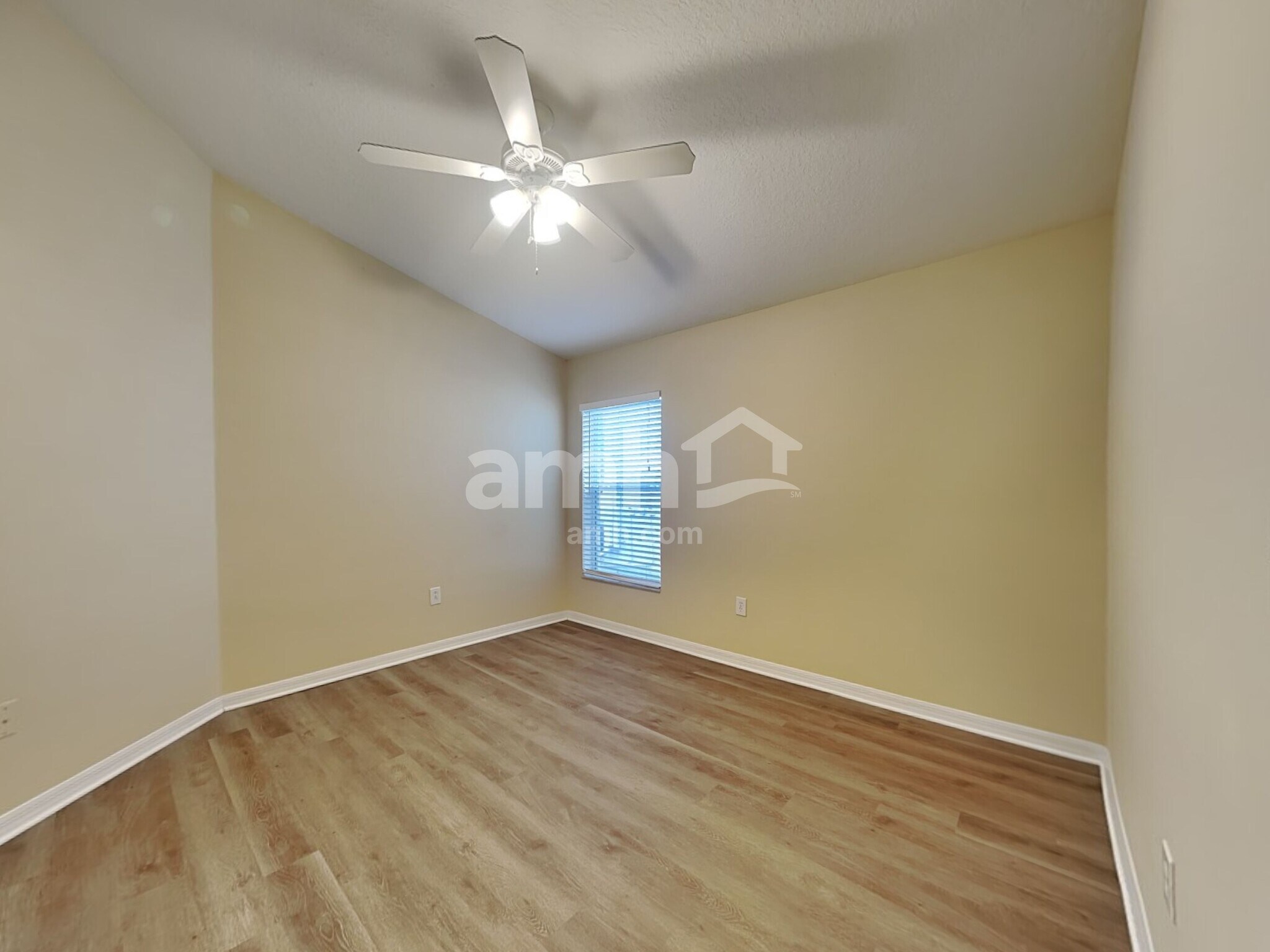 Building Photo - 10234 Perthshire Cir