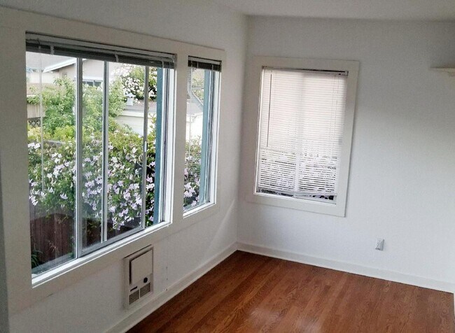 Building Photo - 1308 Marin Ave