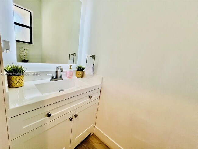 Building Photo - 25532 SW 108th Ave