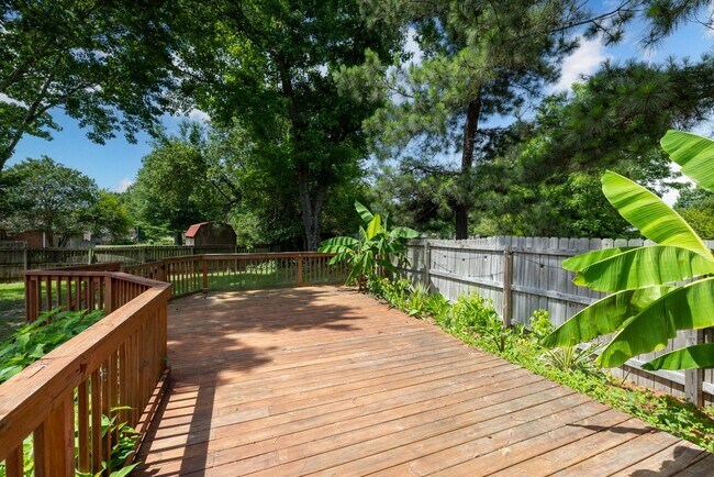 Building Photo - 3075 Stonecrest Cir