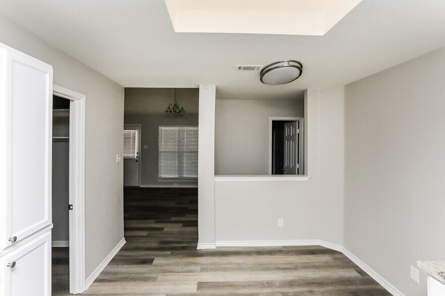 Building Photo - 1226 Misty Meadow Dr