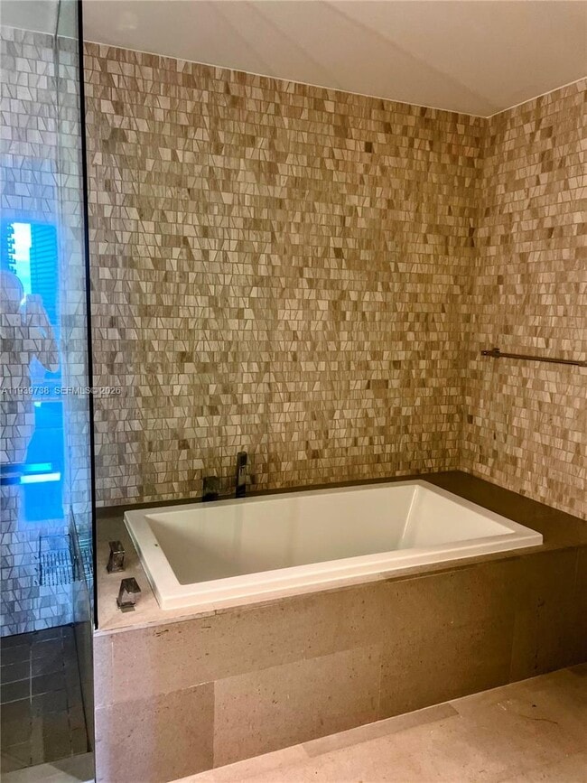 Building Photo - 88 SW 7th St