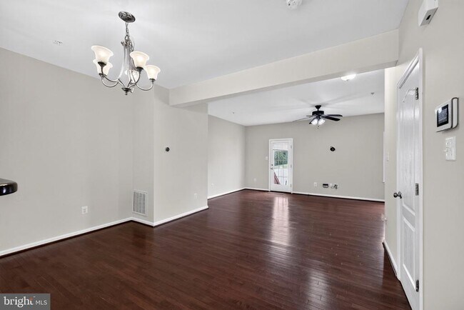 Building Photo - 10382 Lantern Ln
