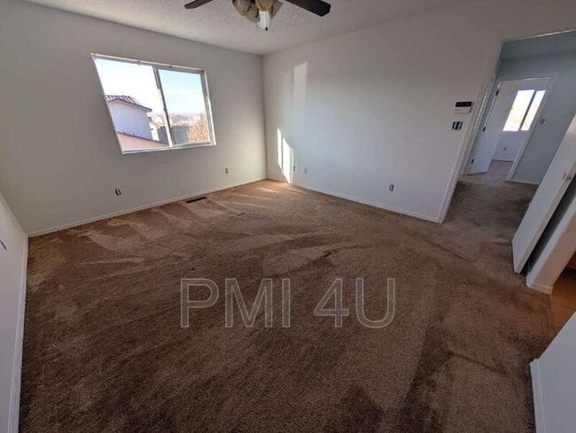 Building Photo - 7105 Casa Elena Dr NE