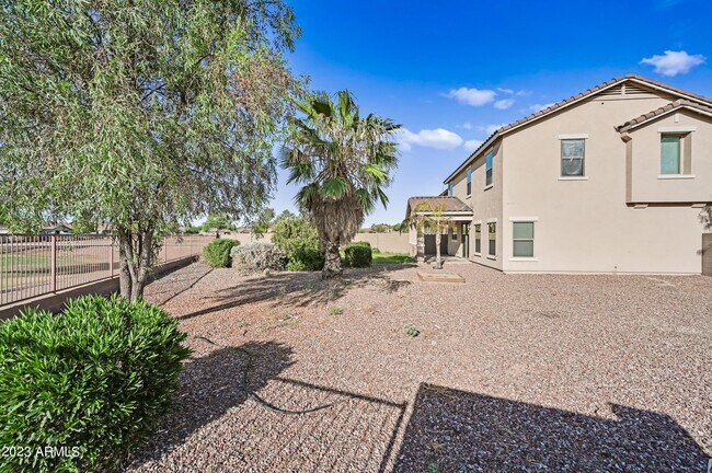 Building Photo - 21941 Creosote Ct